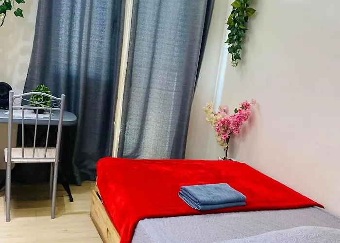 Onetiago Staycation - Spring Residences Paranaque Apartment *